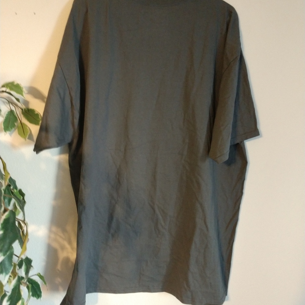 Hanes DadaCorn grey t-shirt NWOT - Picture 6 of 7